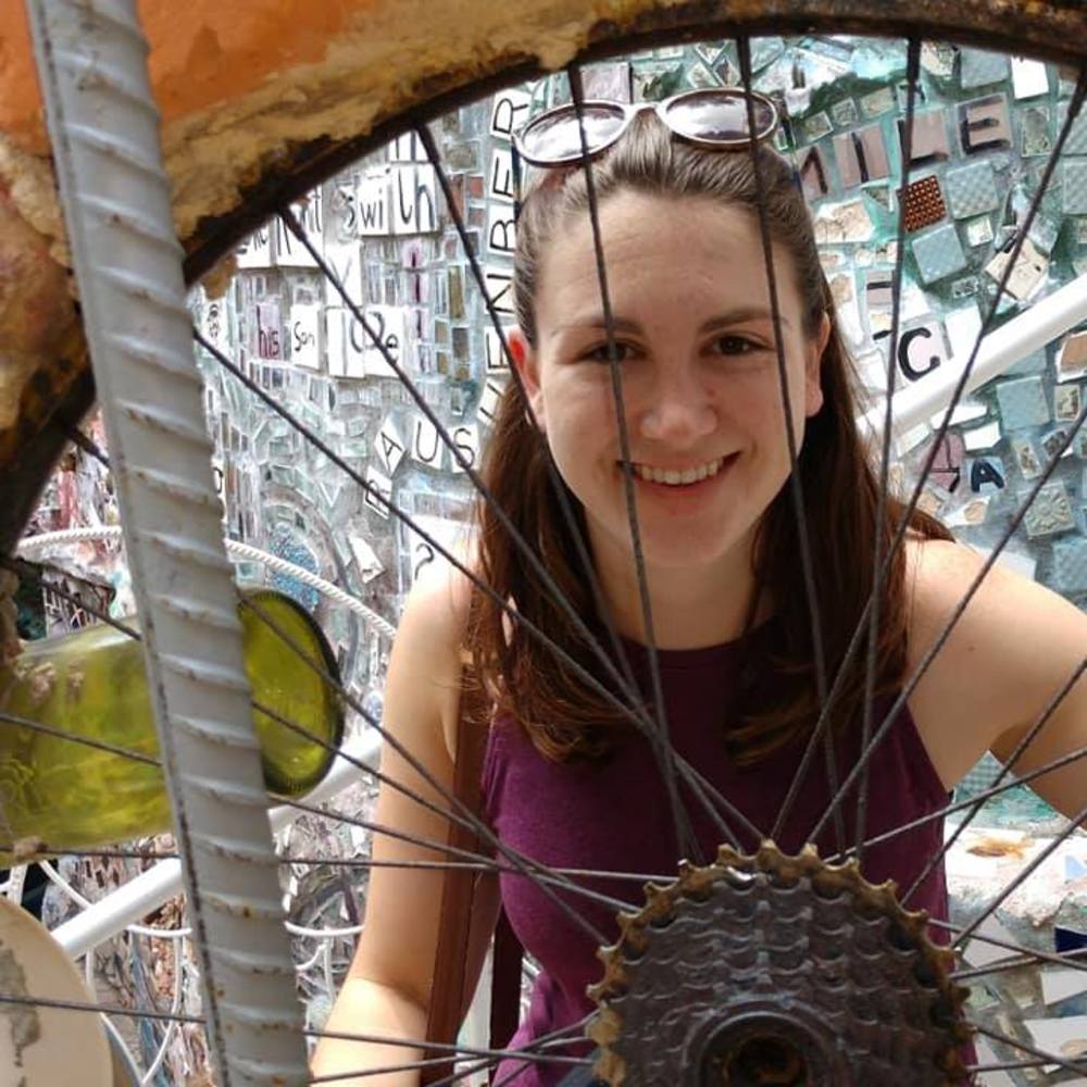 Meet your Posher, Alexis